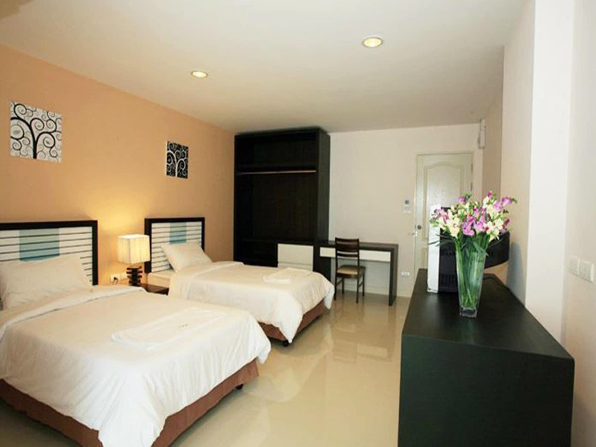 Hotel Similan Mansion Bangsaen Esterno foto